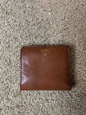 FOSSIL Sydney Brown Leather Organizer ID Slot Small Bifold Mini Wallet
